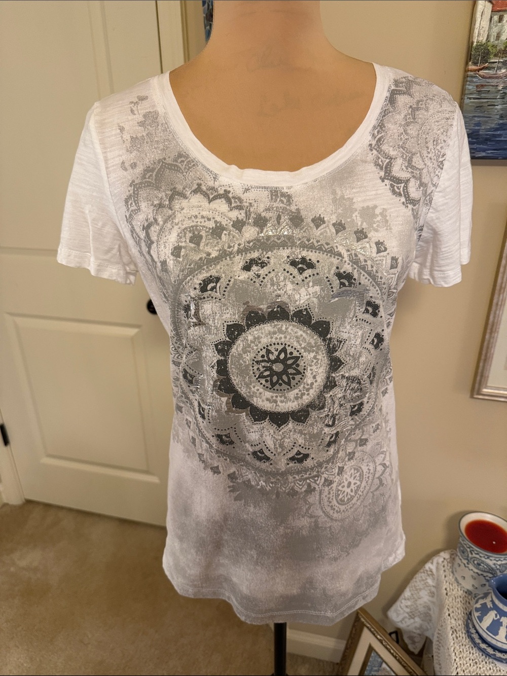 Women's White Graphic Scoop Neck Tee with Grey Mandala Print